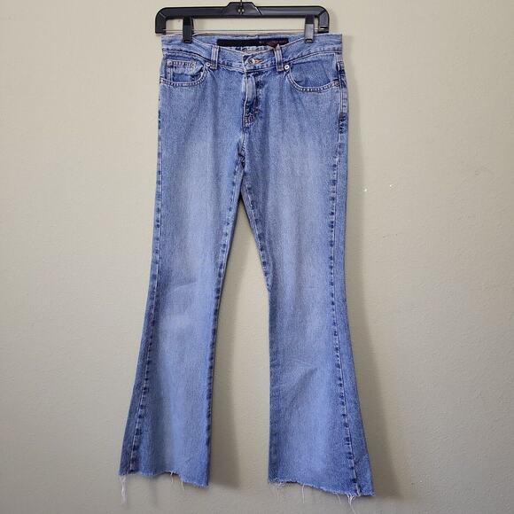 Calvin Klein Womens Blue Sandblast Light Wash Raw Hem Denim Flare Jeans Size 3 - Picture 1 of 10